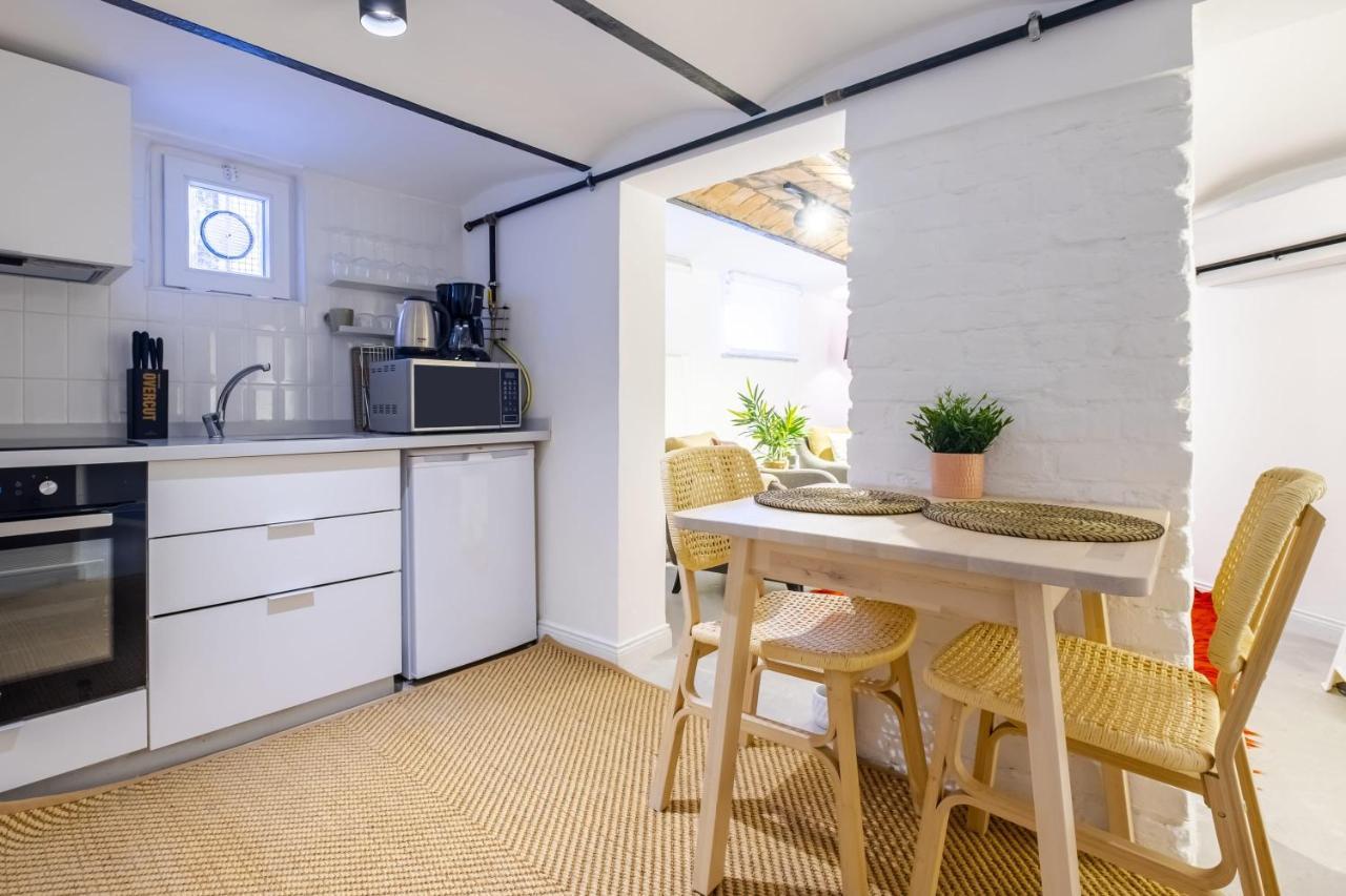 Vibrant Flat 5 Minutes Walk To Istiklal In Beyoglu Apartment Istanbul Exterior foto