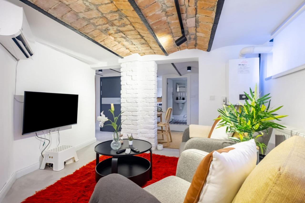Vibrant Flat 5 Minutes Walk To Istiklal In Beyoglu Apartment Istanbul Exterior foto